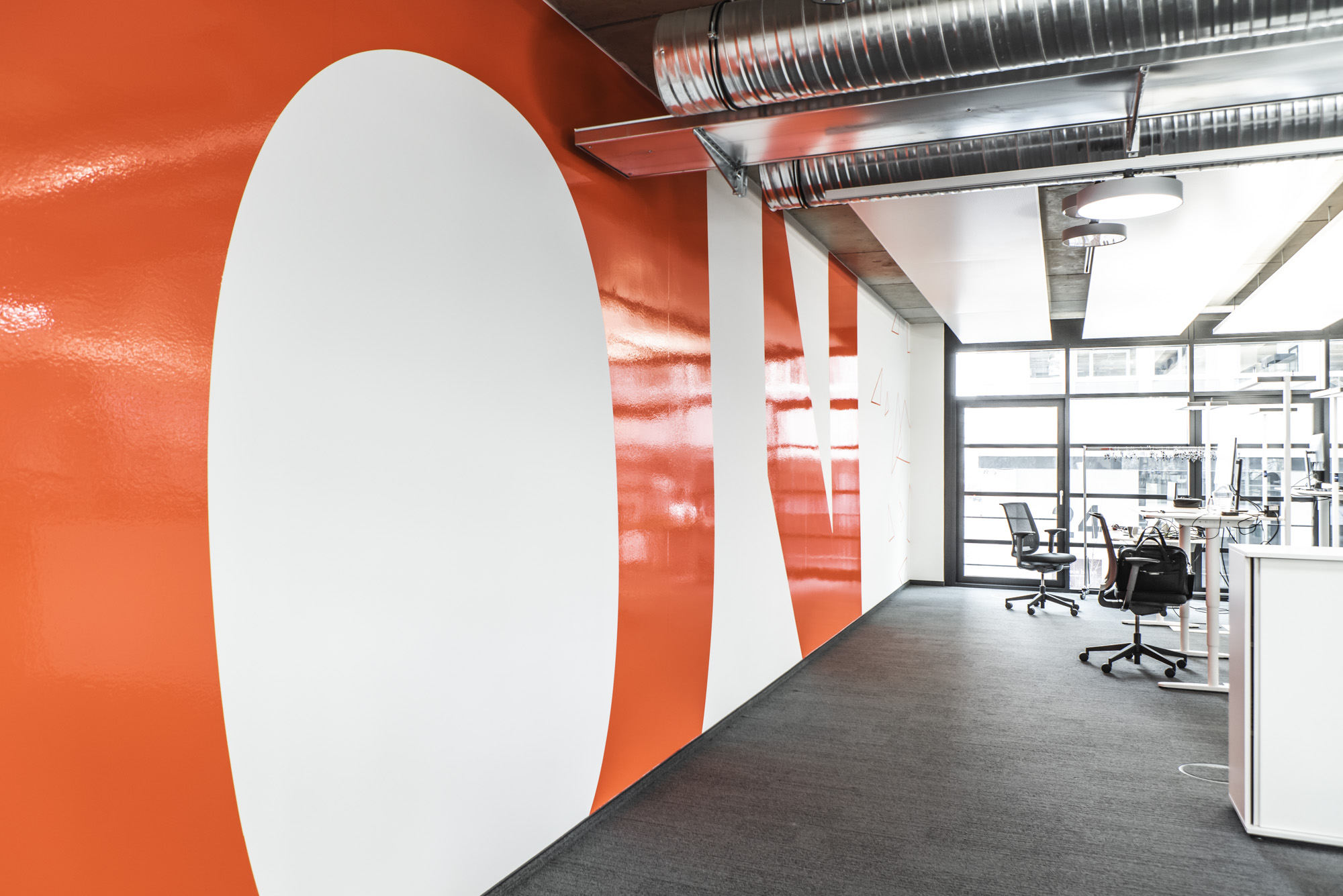 Einblicke in das ON MC Büro Das Großraumbüro von ON Management